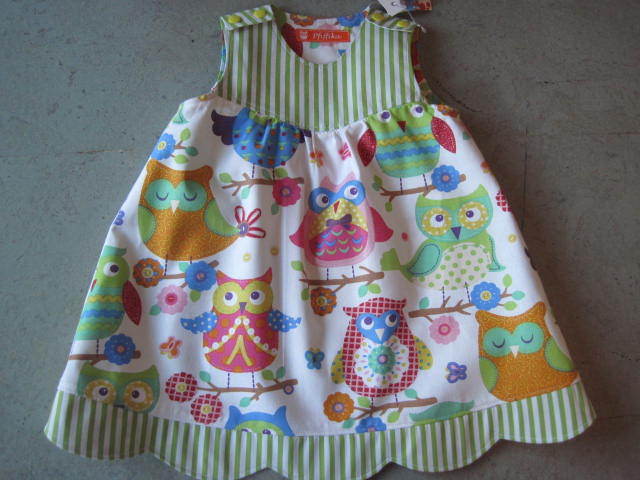 Baby-Kleidchen Größe 80